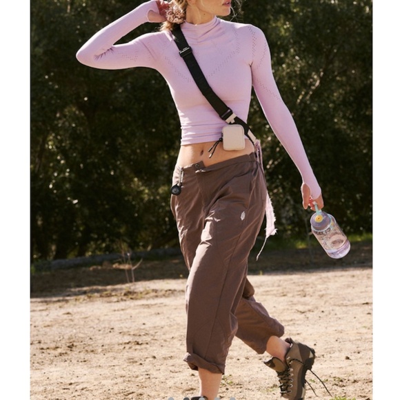 FP MOVEMENT FINAL RUSH PANTS - Picture 5 of 6